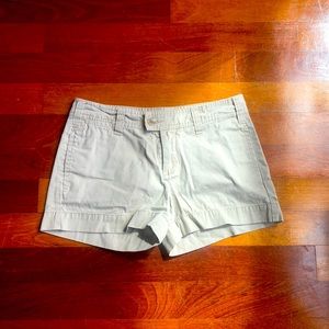 Size 6 Gap Shorts. Like new condition.